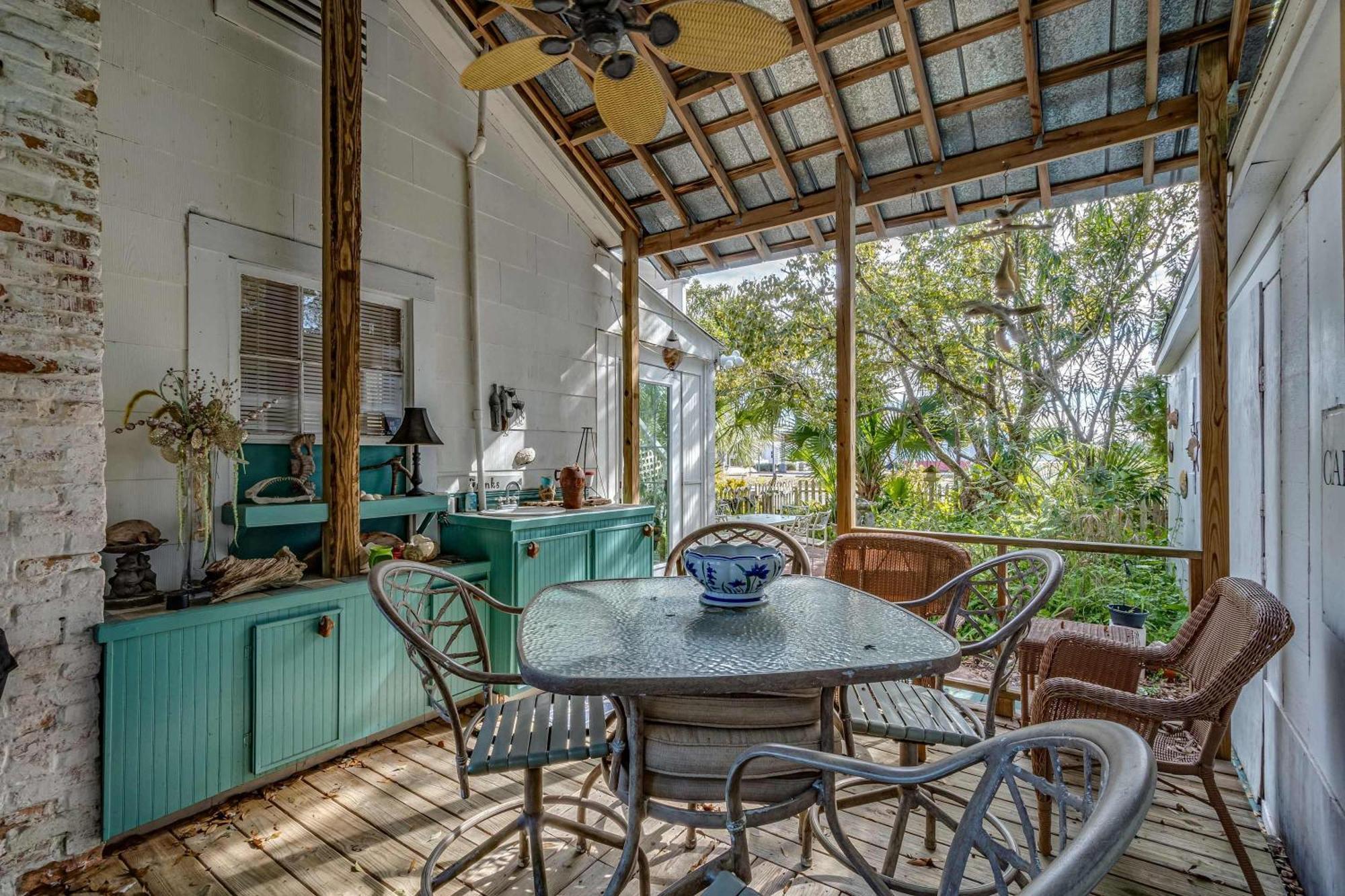 Old Carrabelle Hotel Hemingway Suite Ngoại thất bức ảnh
